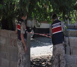 İzmir'den bayram ziyaretine gitti, koronavirüs çıkınca 59 kişi karantinaya alındı