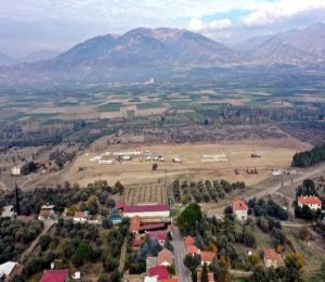 Aydın-Denizli Otoyolu'nda hummalı çalışma
