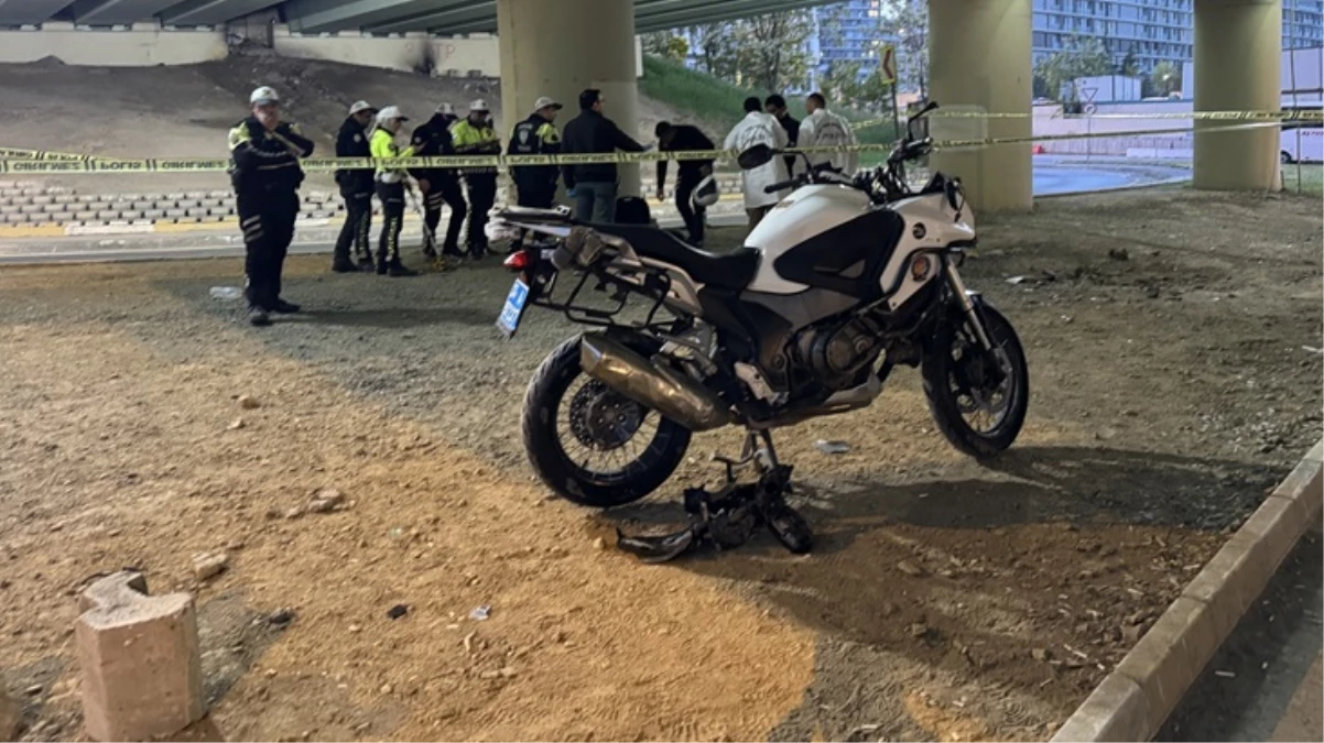 İstanbul'da motosikletli trafik polisi trafik kazası sonucu şehit oldu