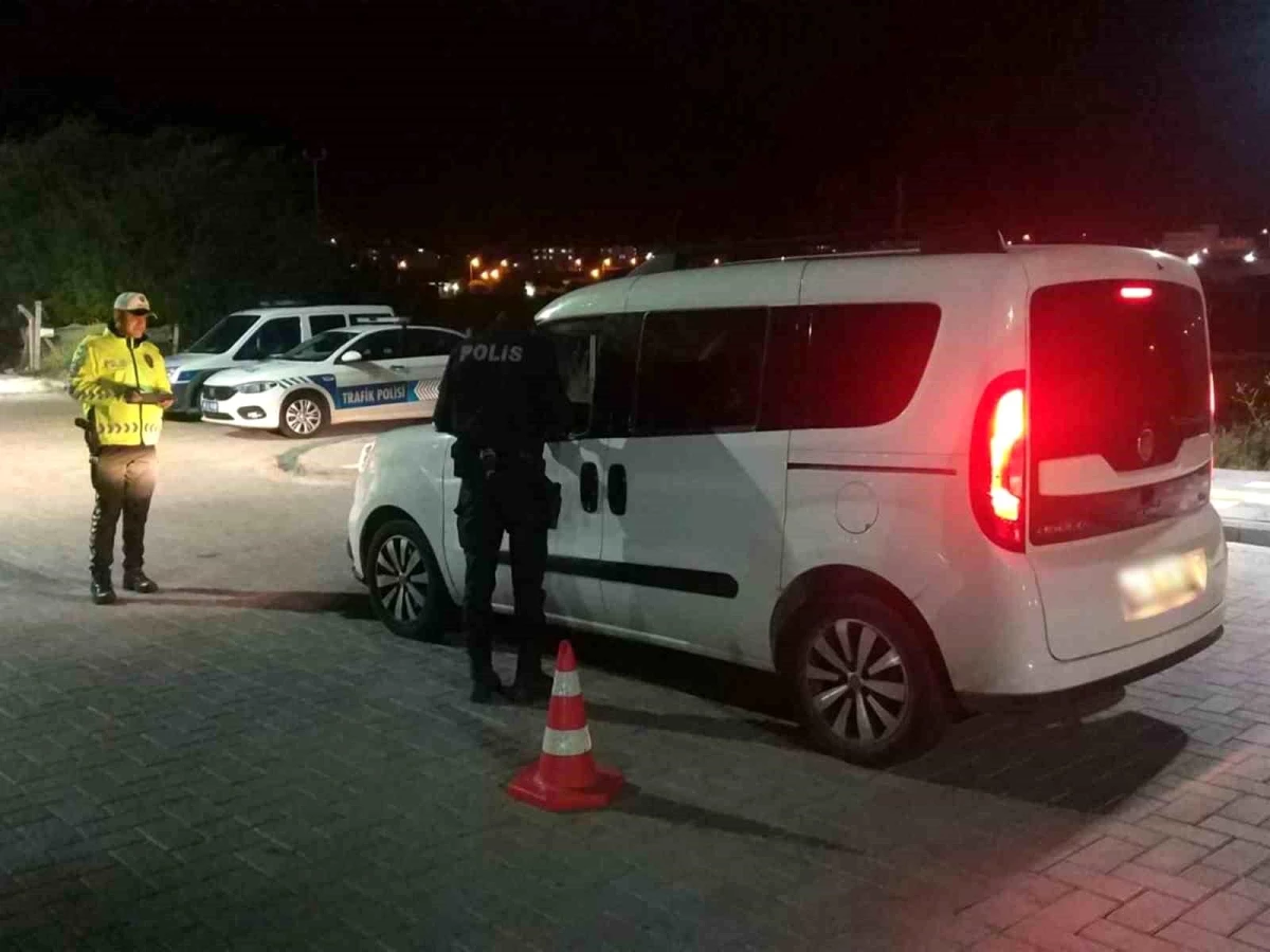Manisa'da 'Güven Huzur' Uygulaması: 152 Araç Sürücüsüne Cezai İşlem Uygulandı
