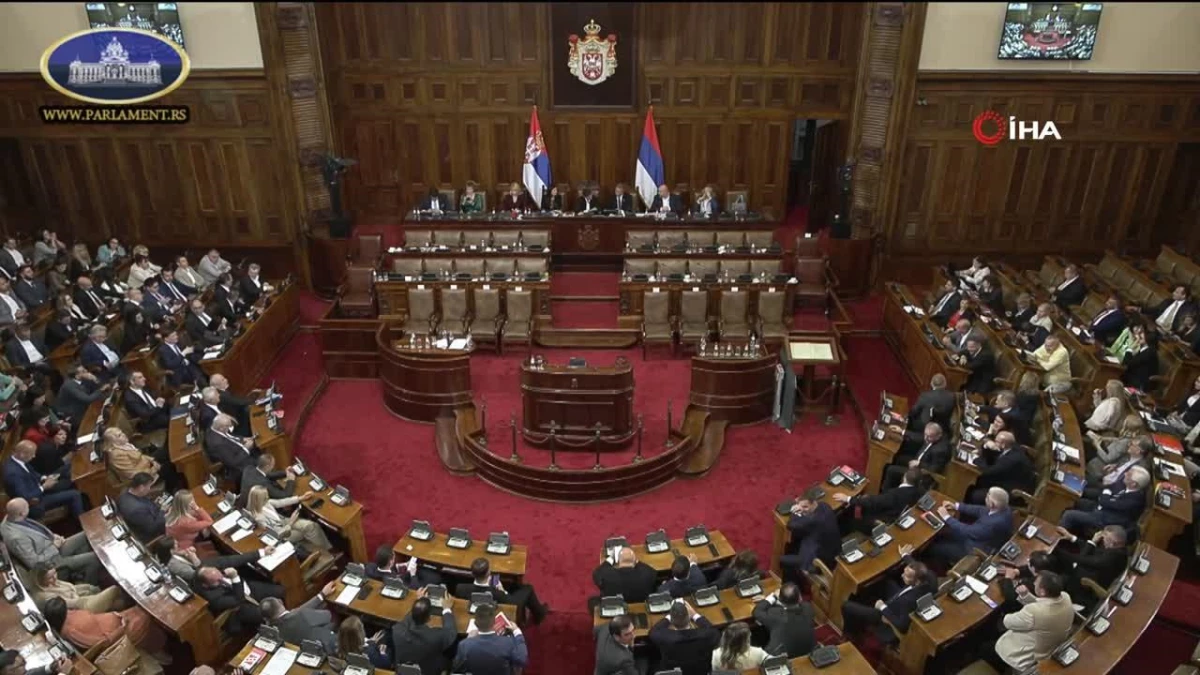 Sırbistan'da Yeni Hükümet Kuruldu, ABD'nin Yaptırım Uyguladığı İki Siyasetçi Kabinede Yer Alıyor