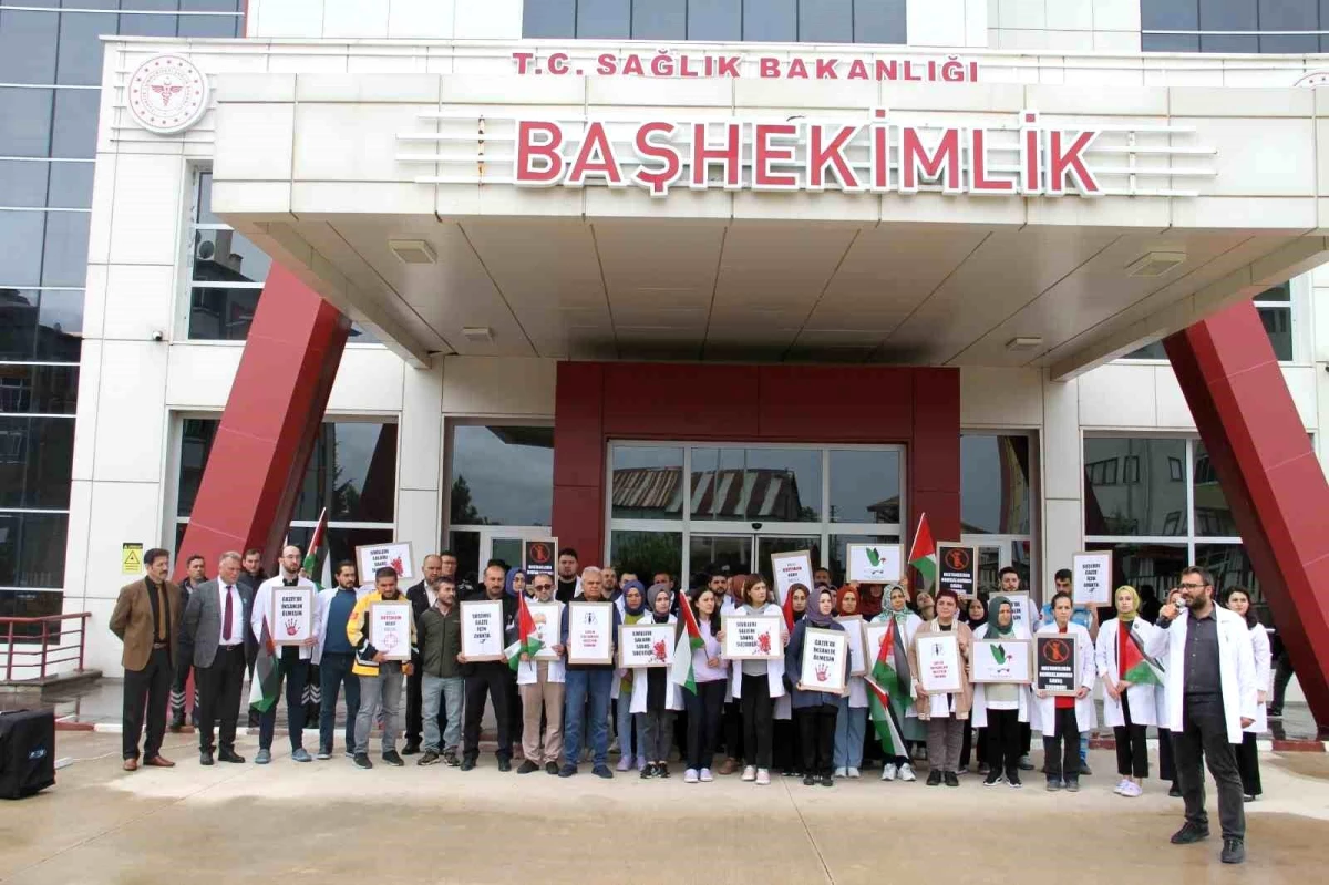 Suşehri Devlet Hastanesi Çalışanlarından Gazze'ye Destek