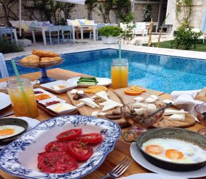 Katre Kahvaltı Alaçatı