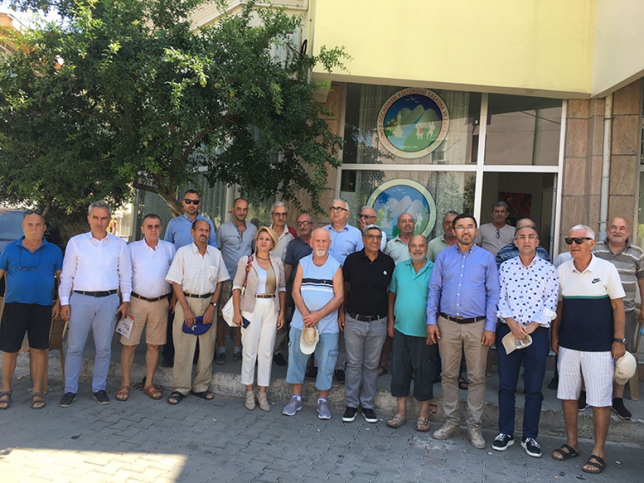 CHP İzmir'den Bornova'da 2. bölge zirvesi ve saha mesaisi