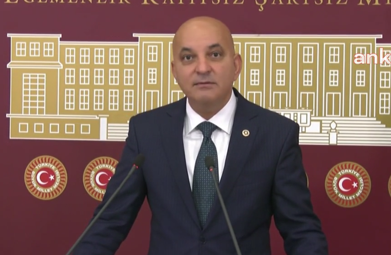 CHP'li Polat, Bayraklı Şehir Hastanesi’ne tıbbi cihaz alımında yolsuzluk yapıldığını iddia etti