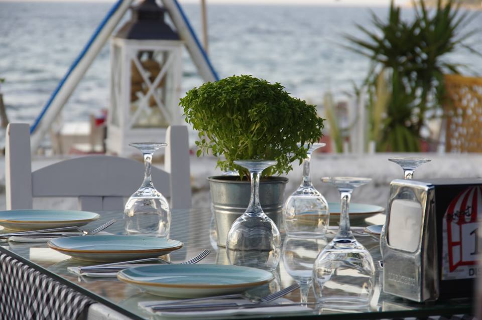 Denizaltı Cafe Fotoğrafları