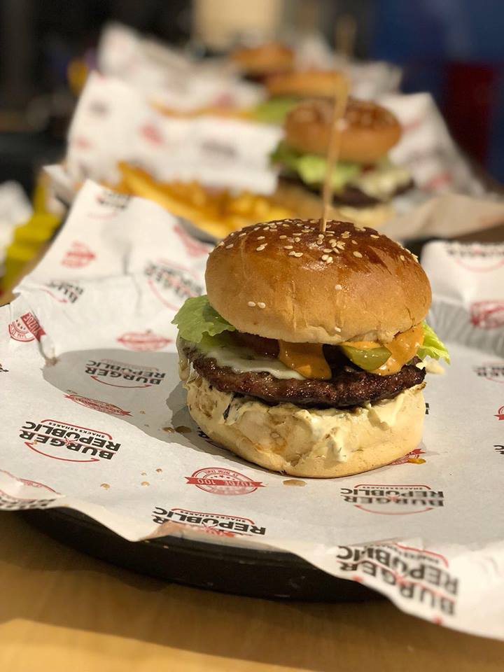 Burger Republic Atakent Fotoğrafları