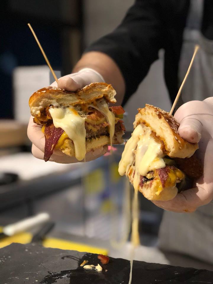 Burger Republic Atakent Fotoğrafları