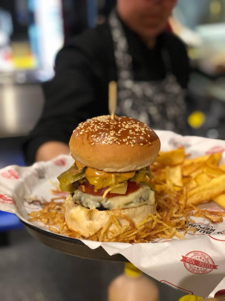 Burger Republic Atakent Fotoğrafları