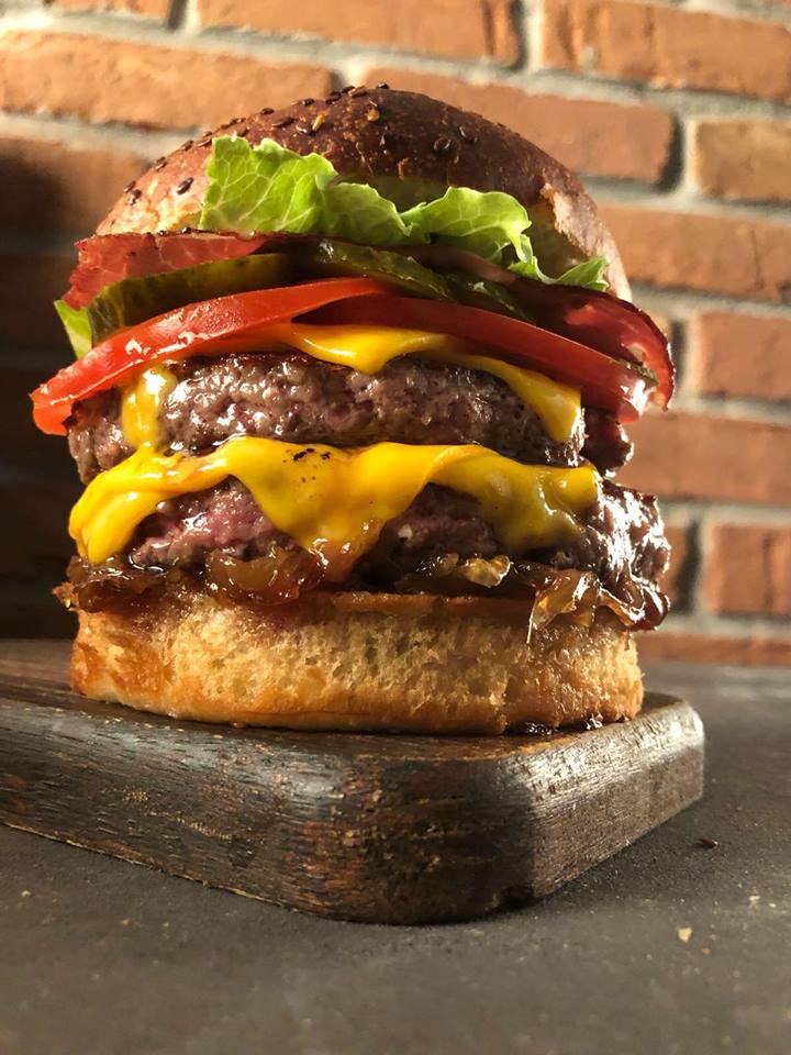 Mengoli Burger Steak Fries Fotoğrafları