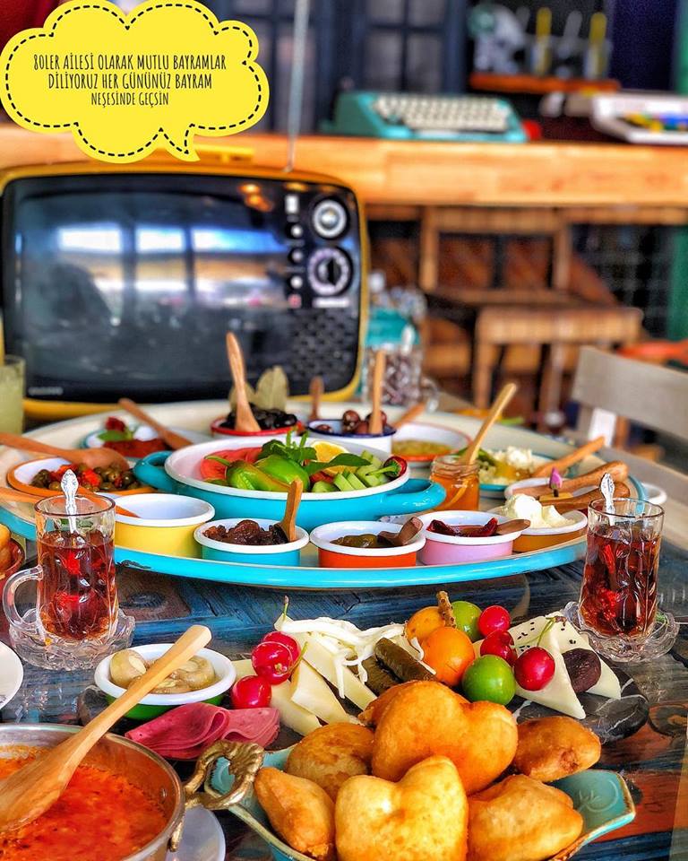 80'ler Kahvaltı Fotoğrafları