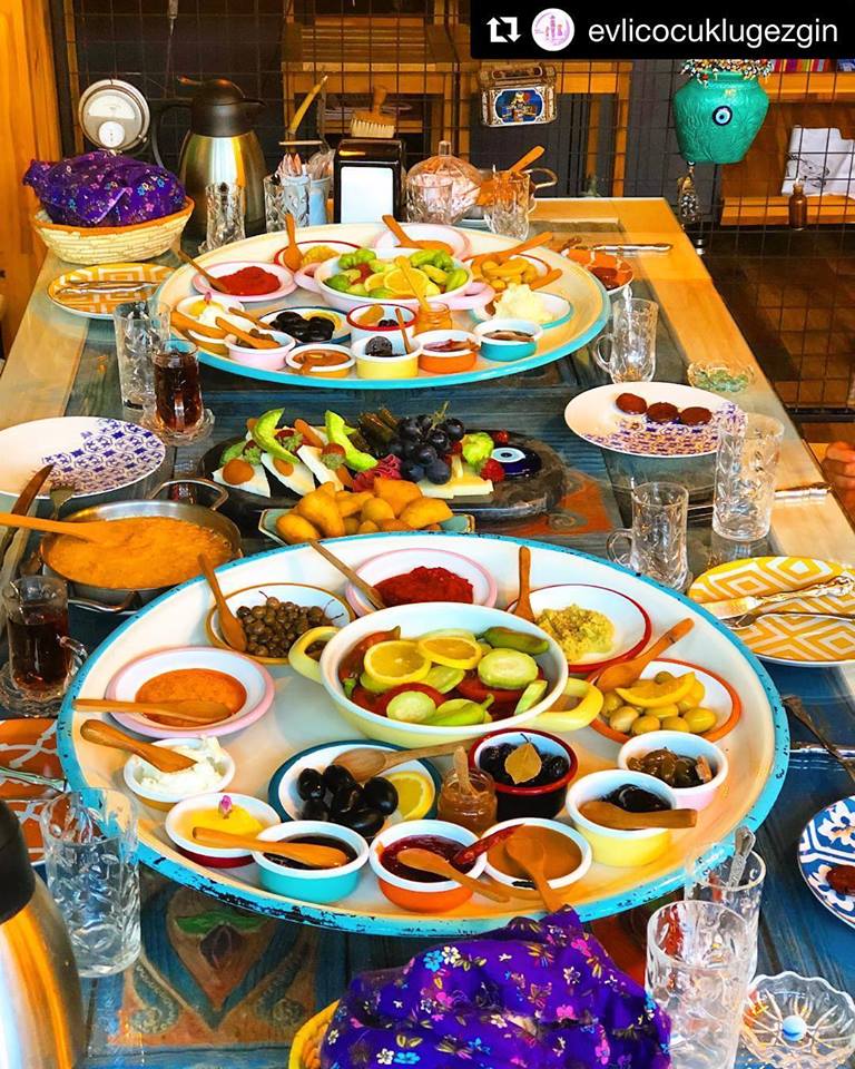 80'ler Kahvaltı Fotoğrafları