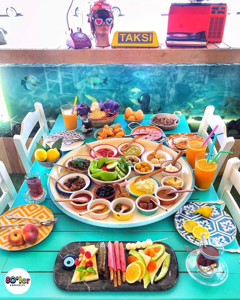 80'ler Kahvaltı Fotoğrafları