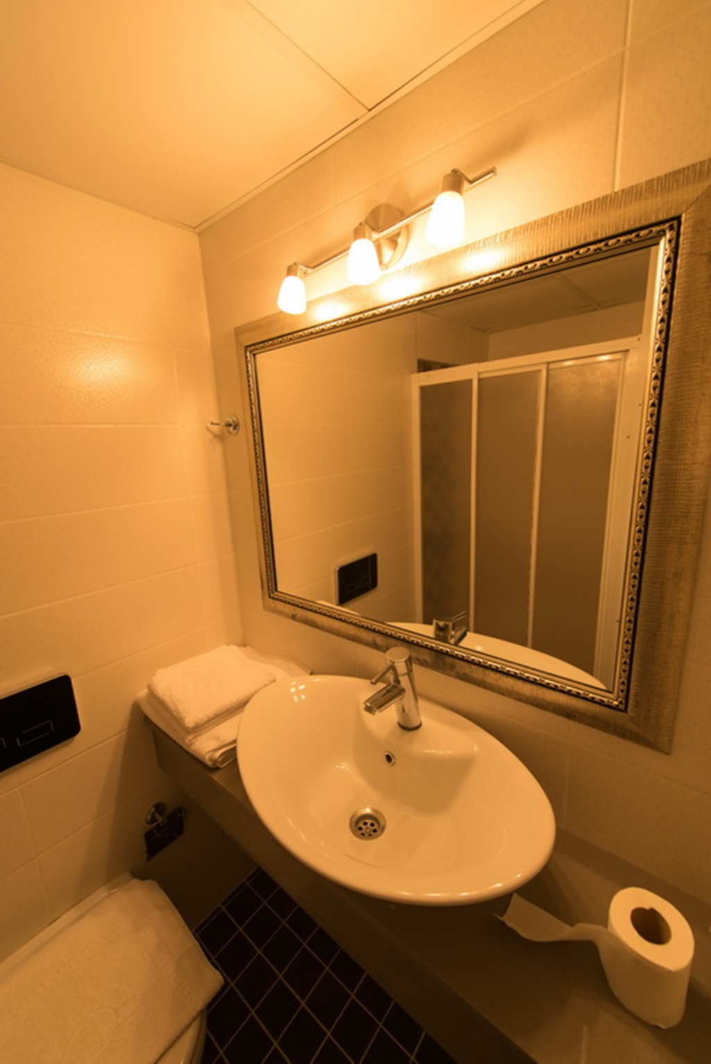 İleri Hotel & Apartments Fotoğrafları