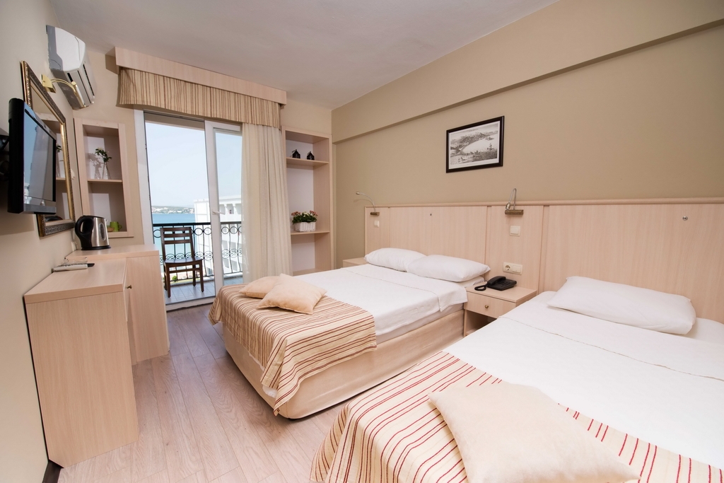 İleri Hotel & Apartments Fotoğrafları