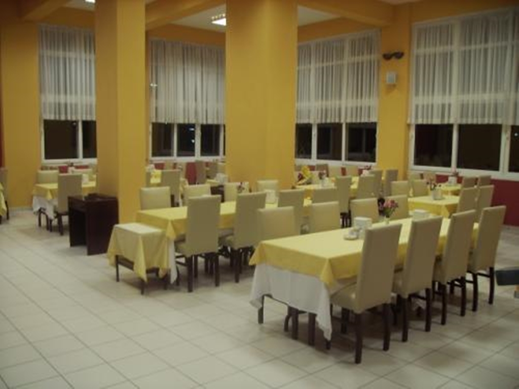 Hotel Three B Marine Fotoğrafları