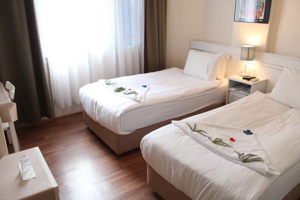 Ürkmez Hotel Fotoğrafları