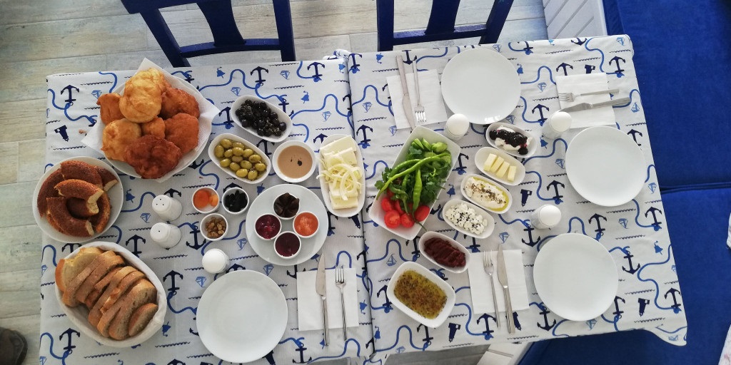 Ale Pansiyon Fotoğrafları