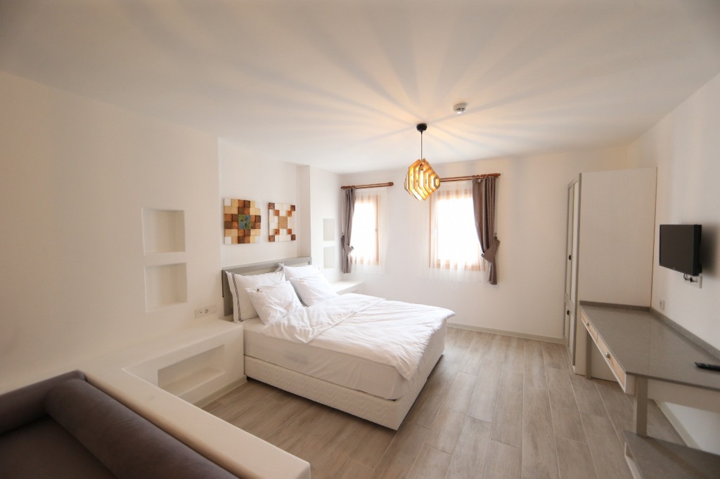 White Orange Hotel & Cafe Fotoğrafları