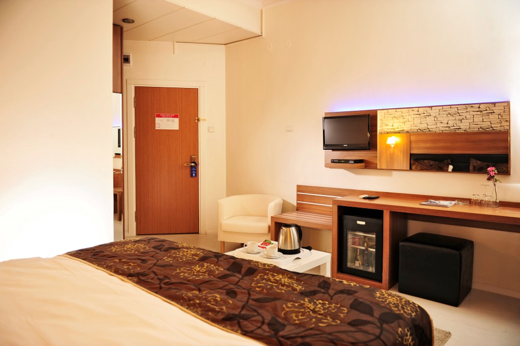 Tanık Otel Fotoğrafları
