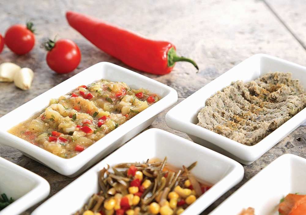 Fava Meze & Balık Fotoğrafları