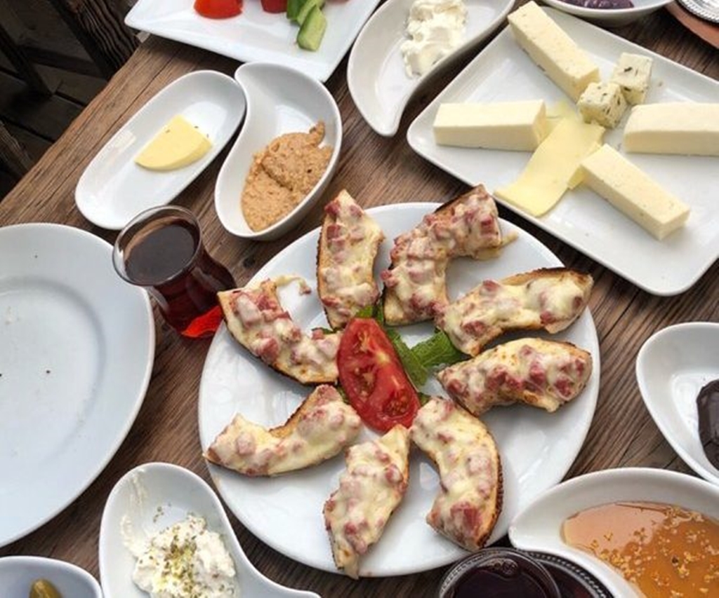 Sedir Kahvaltı Fotoğrafları