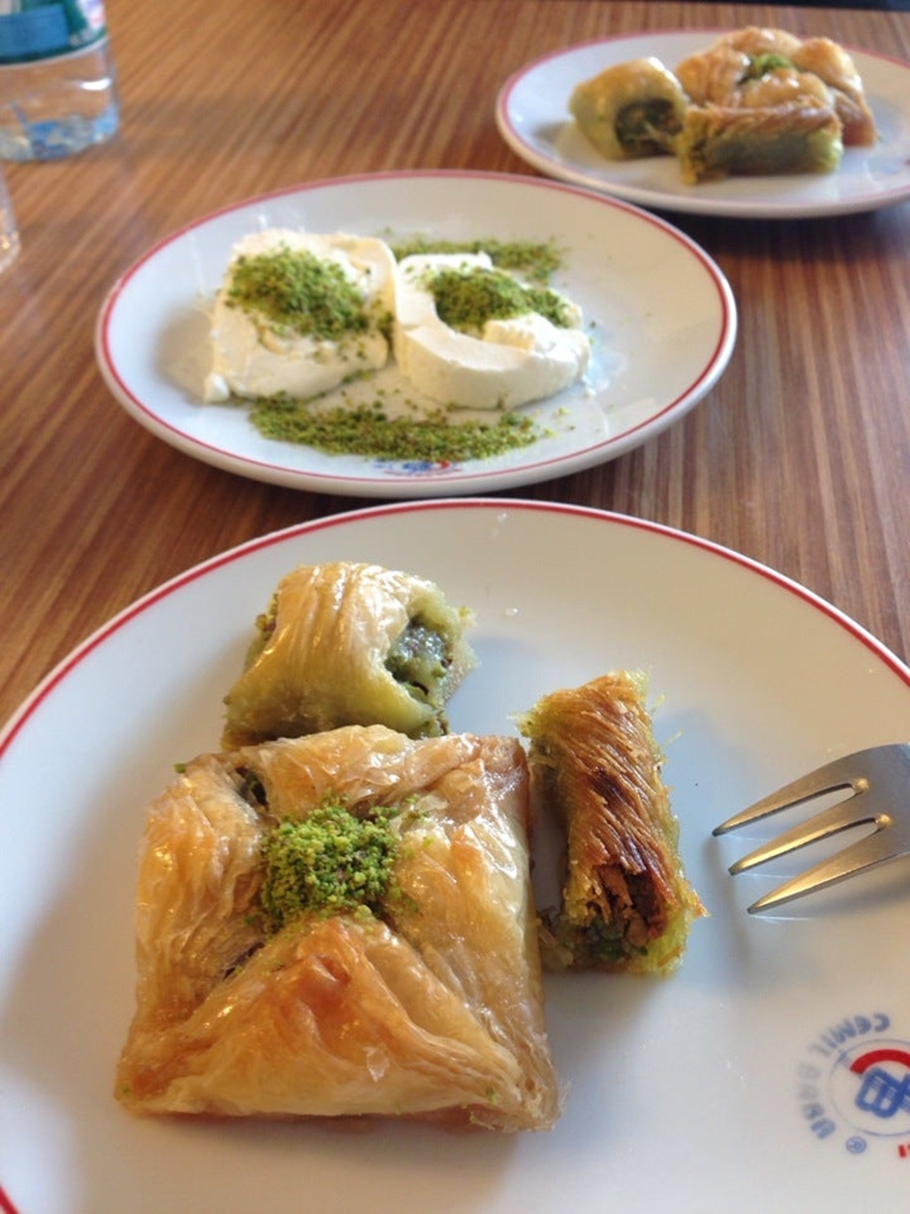 Cemil Baba Baklavaları Fotoğrafları