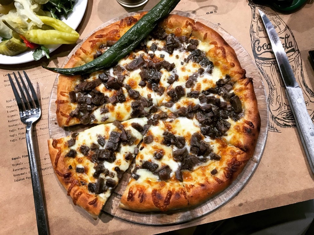 Müdavim Pide Salonu Fotoğrafları
