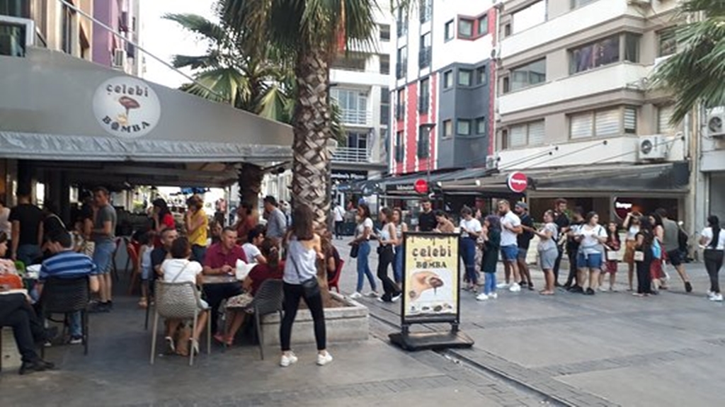 Çelebi Unlu Mamuller Fotoğrafları
