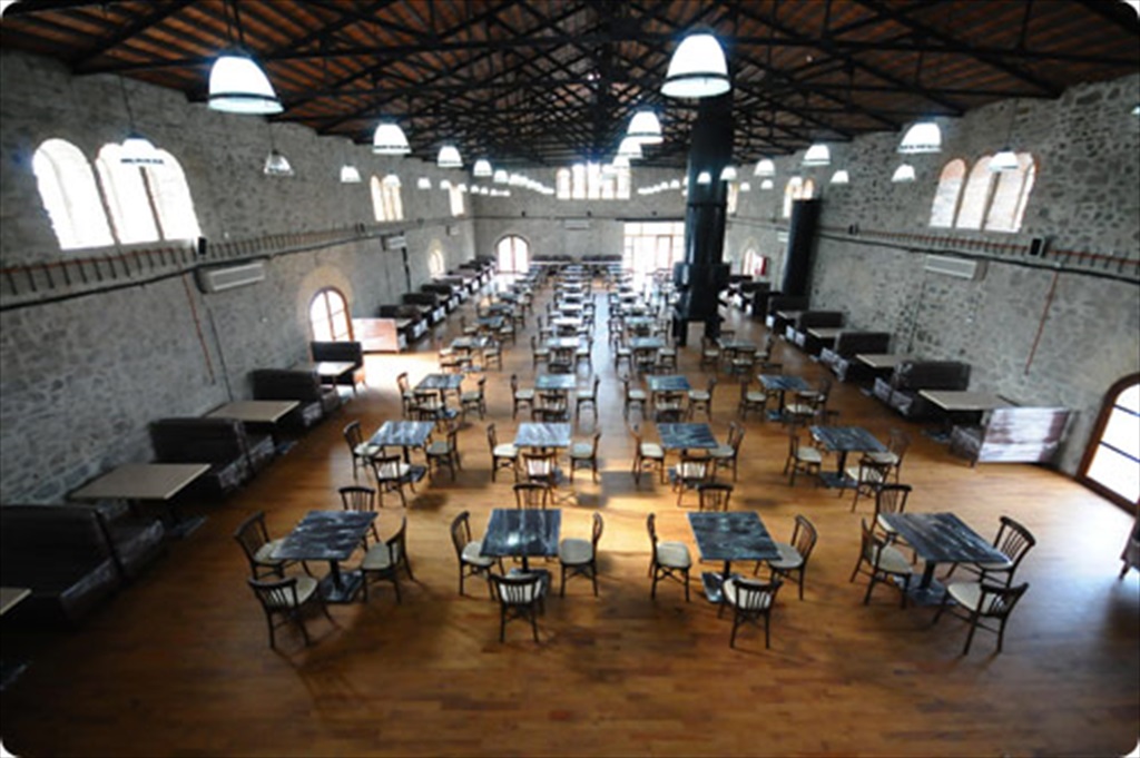 Tarihi Havagazı Fabrikası Sanat Kafe Fotoğrafları