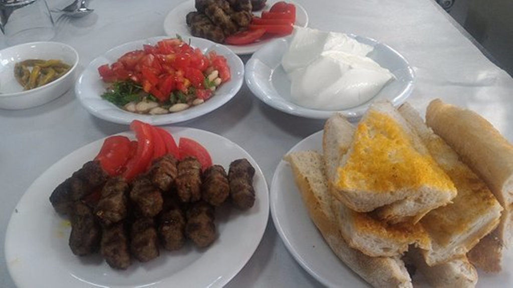 Köfteci Orhan Fotoğrafları