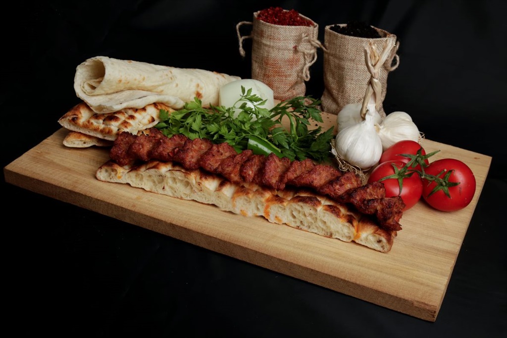 Ay İpek Fotoğrafları