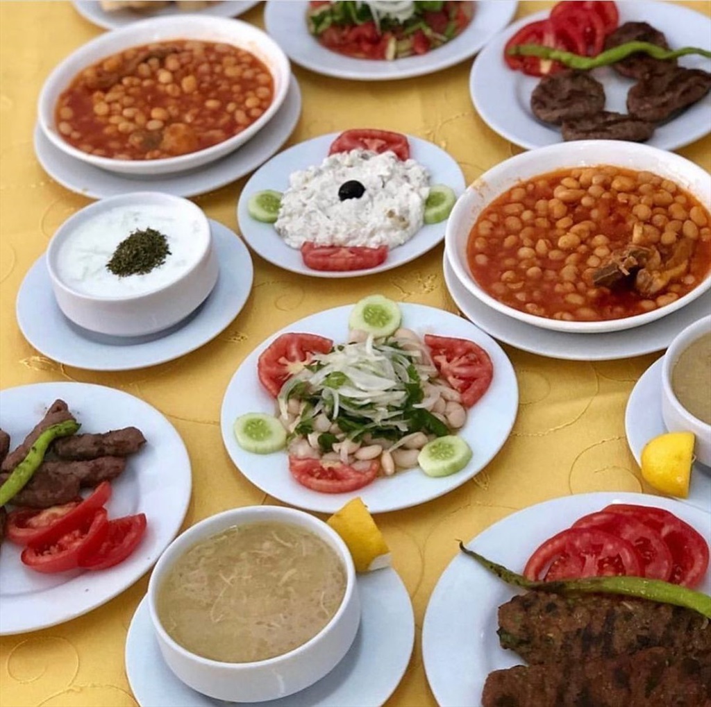 Bizim İnegöl Köftecisi Fotoğrafları