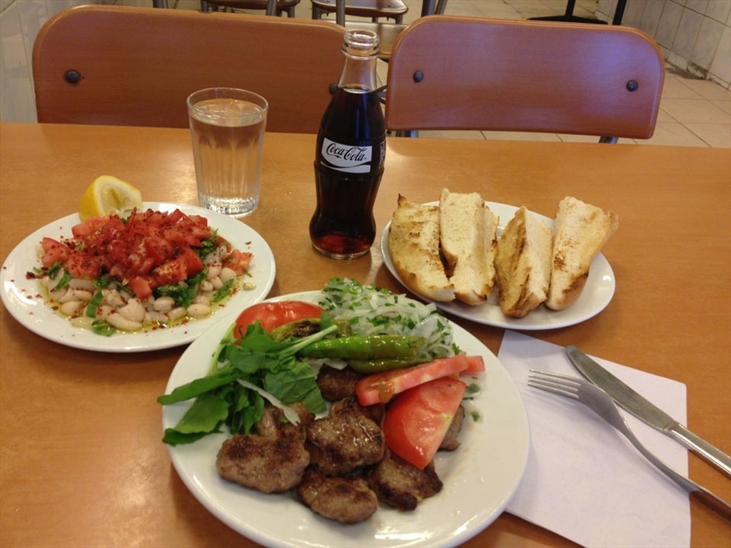 Tarihi Köfteci Zeki Fotoğrafları