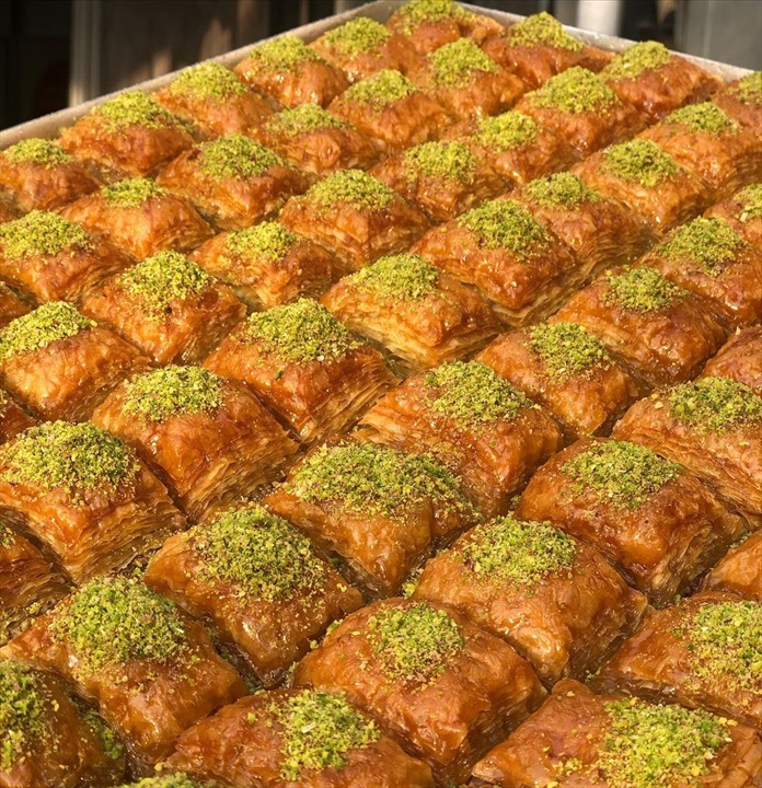 Öztat Kardeşler Lokma ve Helva Fotoğrafları