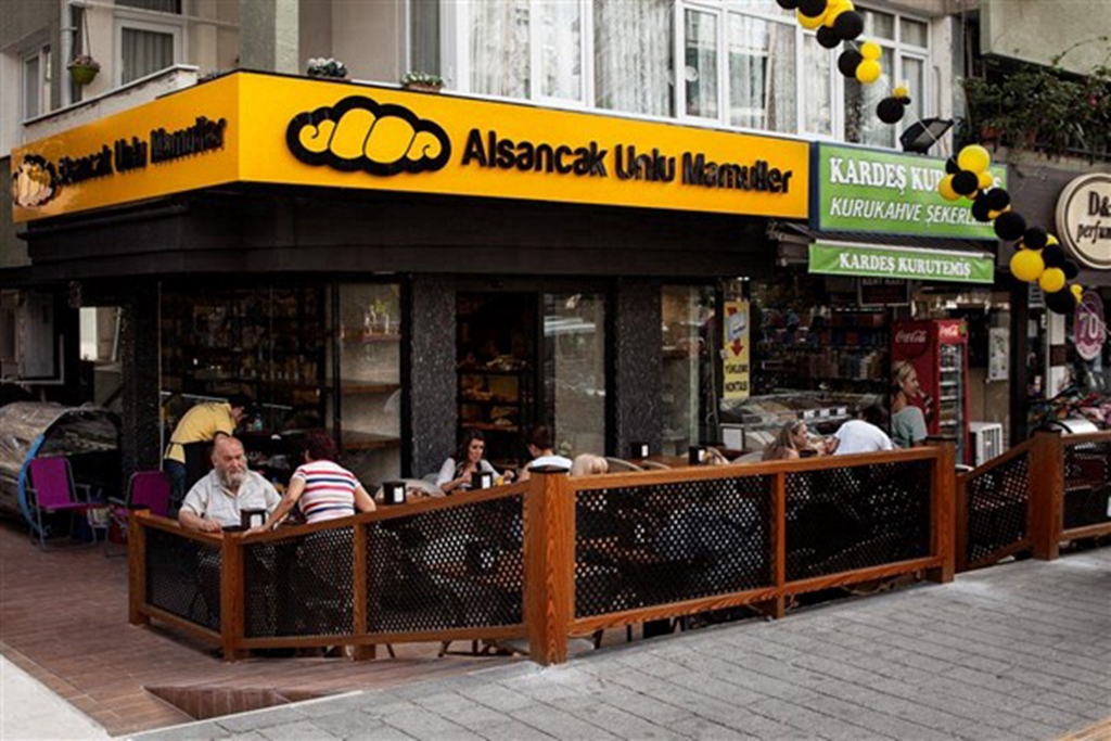 Alsancak Unlu Mamüller Bornova Fotoğrafları