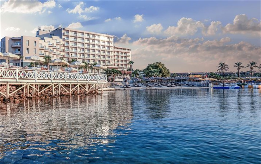 Design Plus Seya Beach Alaçatı Plajı Fotoğrafları