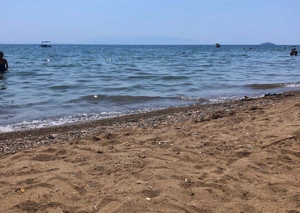 Doğanbey Havacılar Sitesi Önü Plajı Fotoğrafları