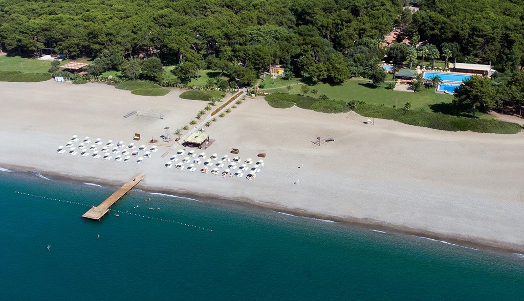 Deniz Atı Tatil Köyü Plajı Fotoğrafları