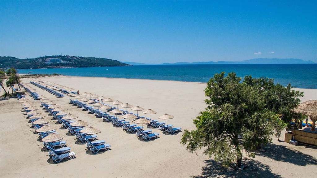 Korumar Ephesus Beach & SPA Resort Hotel Plajı Fotoğrafları