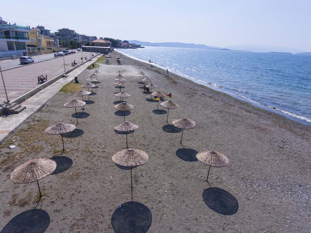Güzelbahçe Belediyesi 2. Liman Halk Plajı Fotoğrafları