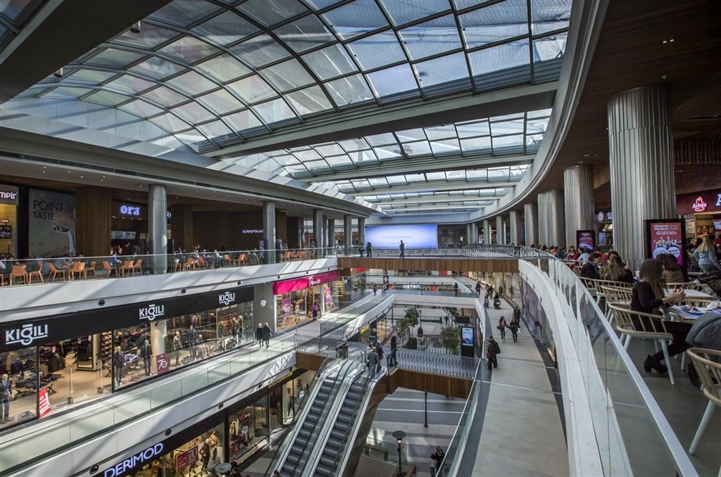 Point Bornova Alışveriş Merkezi Fotoğrafları