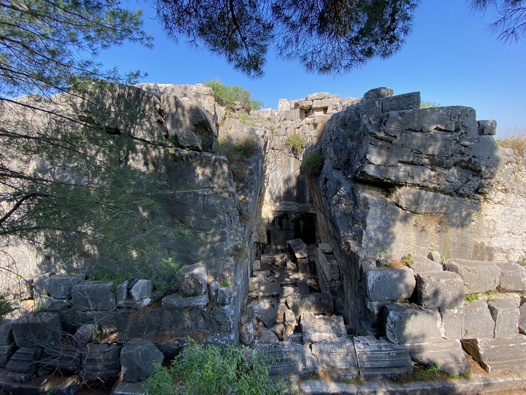 Belevi Mezar Anıtı Fotoğrafları