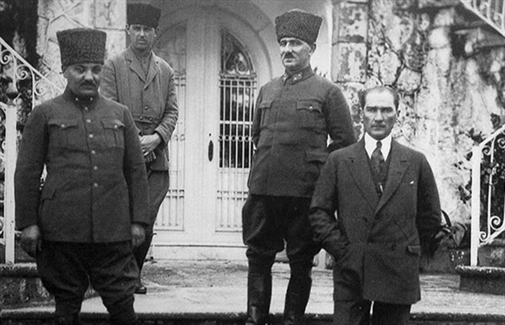 Uşakizade Köşkü Fotoğrafları