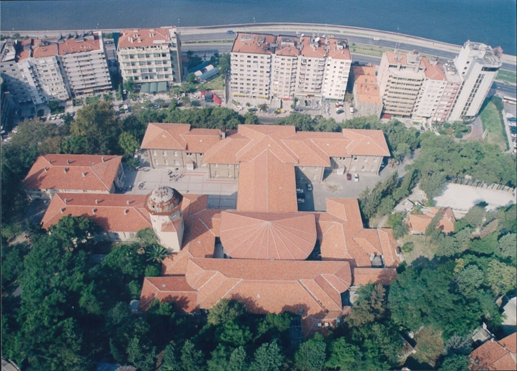 İzmir Kız Lisesi Fotoğrafları