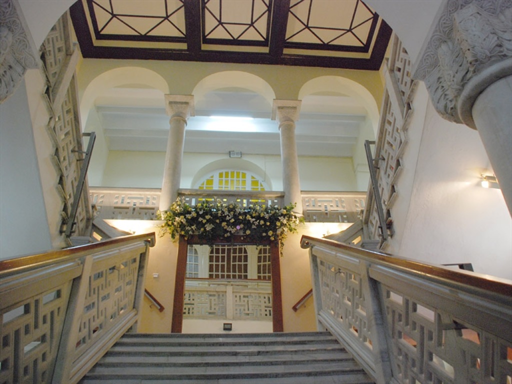 İzmir Kız Lisesi Fotoğrafları