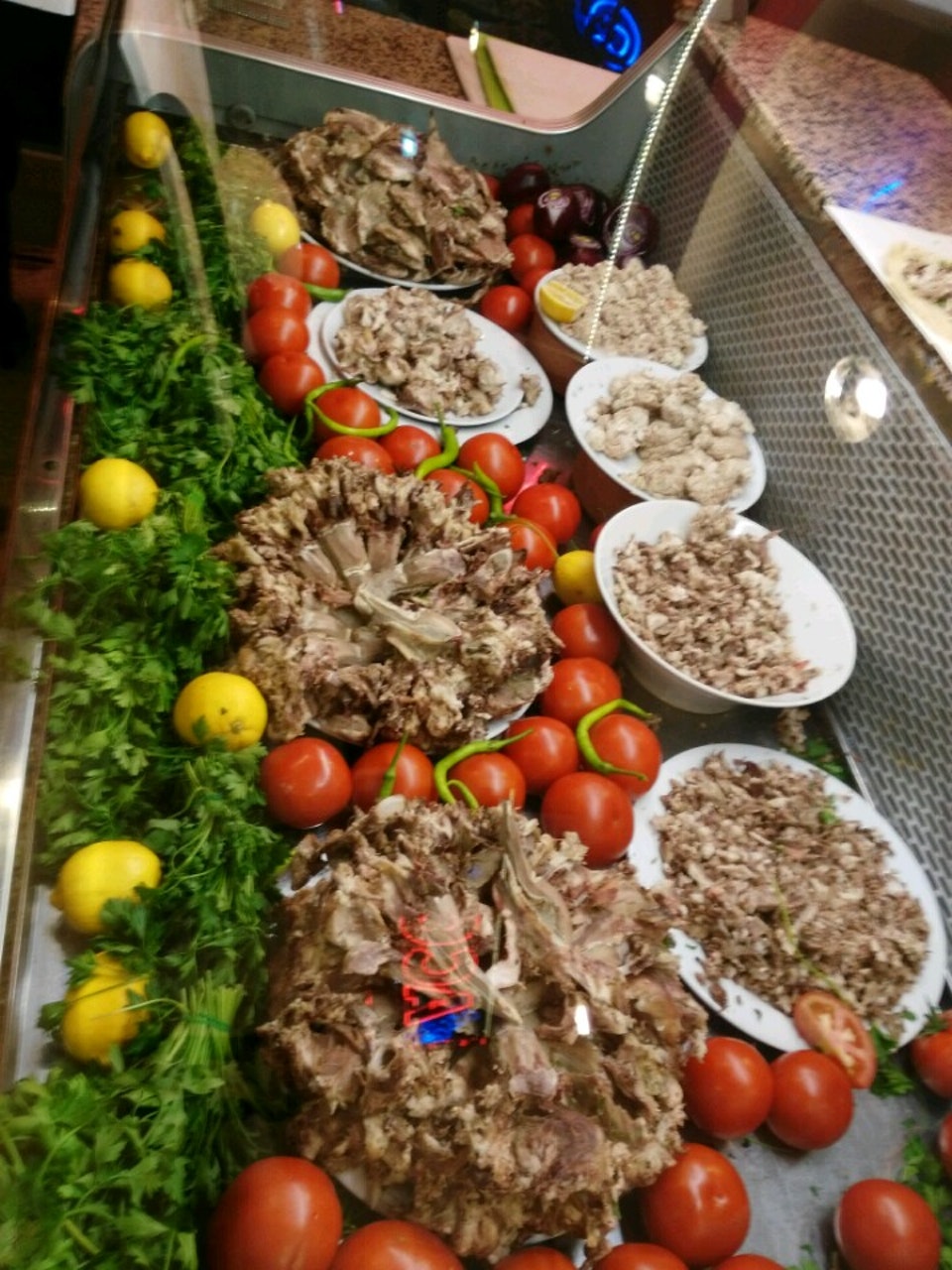 Söğüşçü Aco Bornova Fotoğrafları