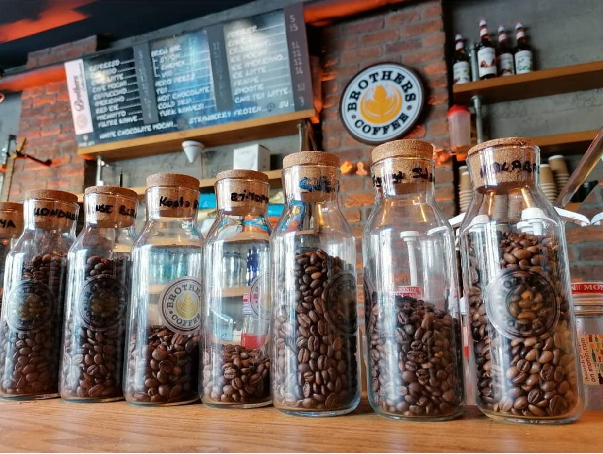 Brothers Coffee Roasters Fotoğrafları