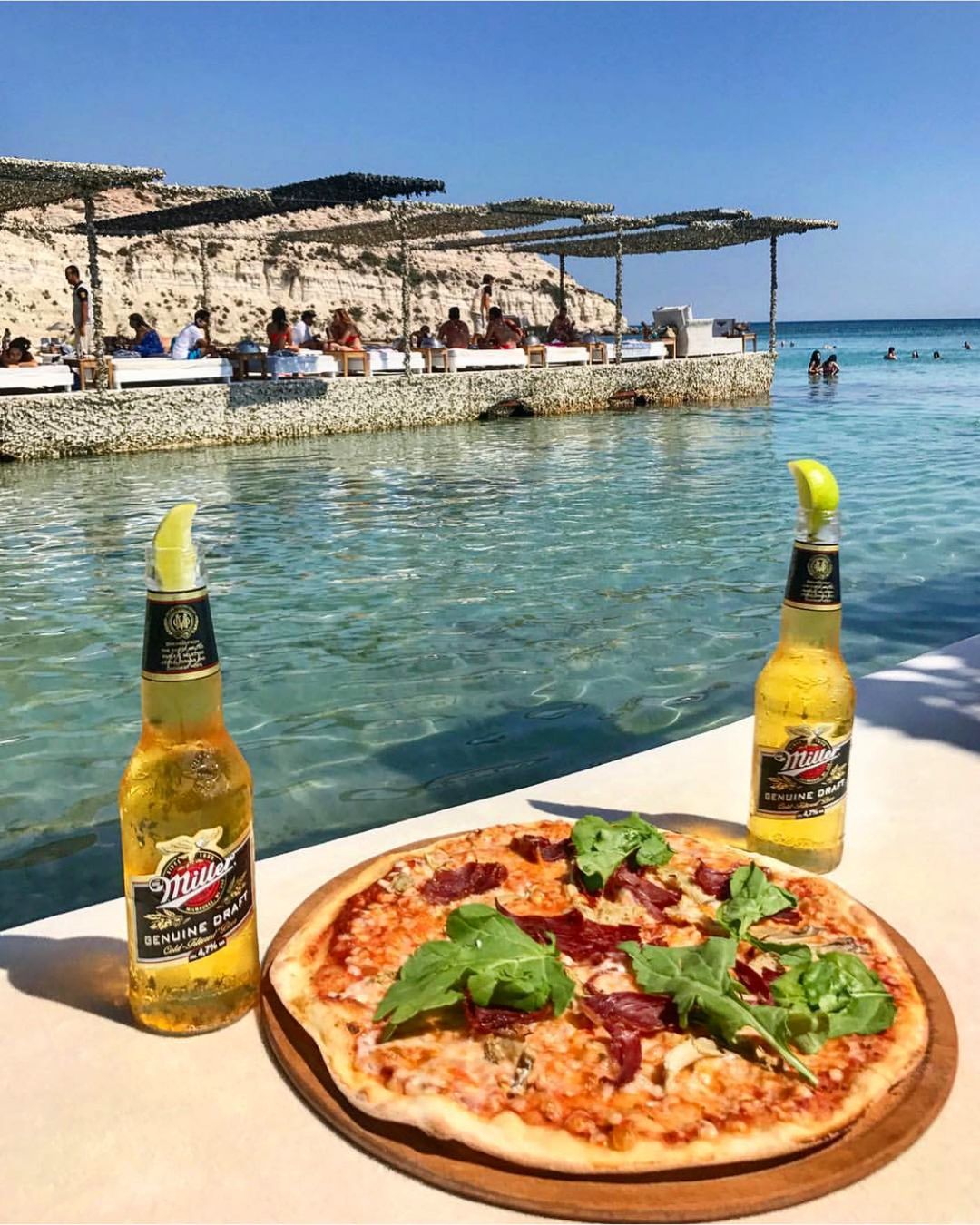 Fly-Inn Beach Fotoğrafları