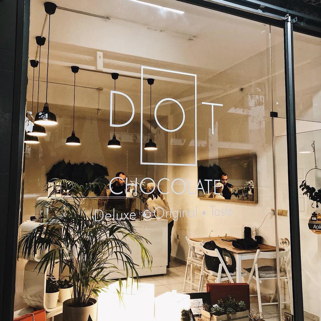 Dot Chocolate Fotoğrafları